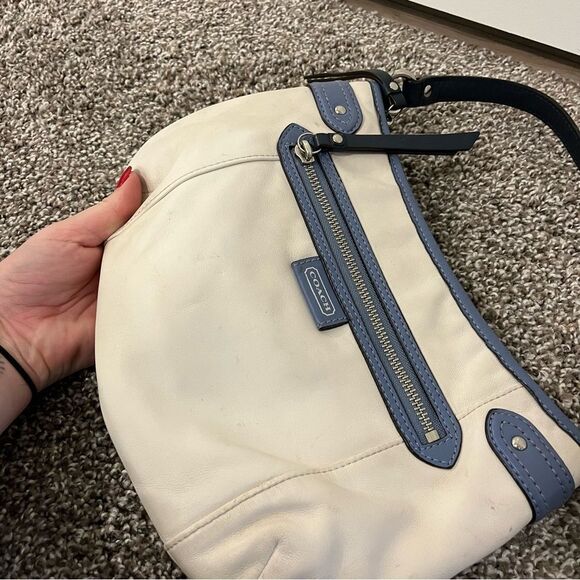 Vintage Coach Daisy Spectator Leather Shoulder/ Handbag Parchment/ Slate Blue - Picture 8 of 16